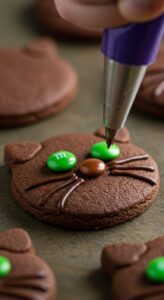 The Best Hocus Pocus Binx Cookies (An Adorable Halloween Treat ...