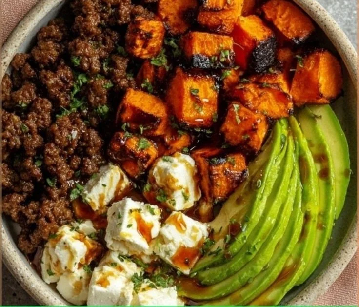 Bowl of Ground Beef Hot Honey with colorful vegetables and garnishes
