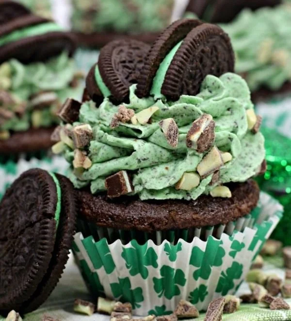 St. Patrick's Day Andes Mint Oreo chocolate cupcakes with festive decorations