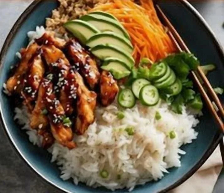 Beautifully decorated living room showcasing stylish home decorating ideas.