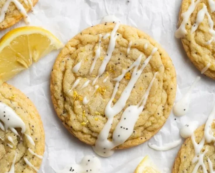 Delicious lemon poppy seed cookies with a zesty lemon flavor and crunchy poppy seeds.