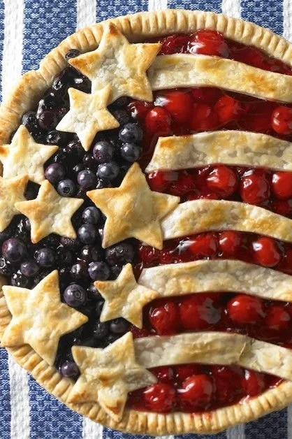 Delicious Cherry Blueberry Pie with fresh cherries and blueberries
